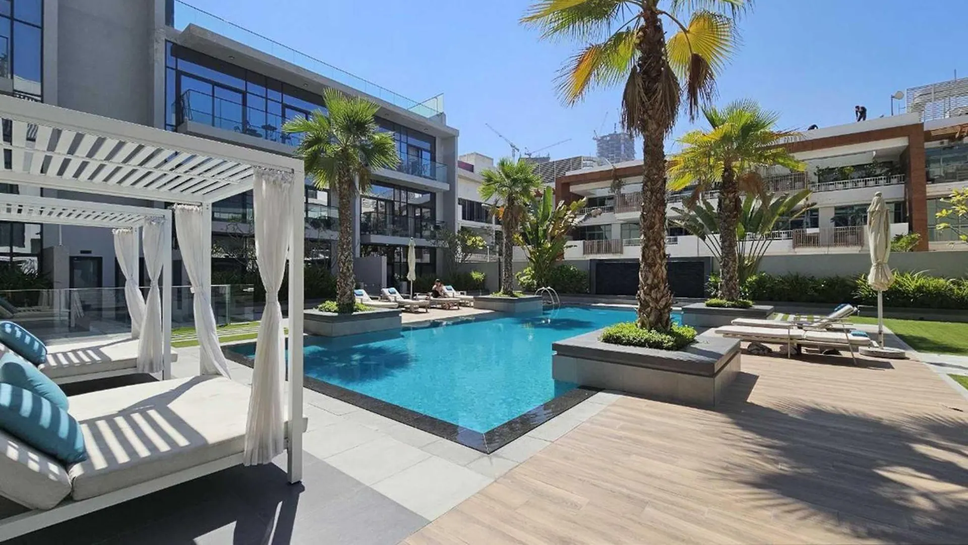 Apartment Modern Bali Vibes Studio With Pool And Palm Tree Views Jvc Dubai