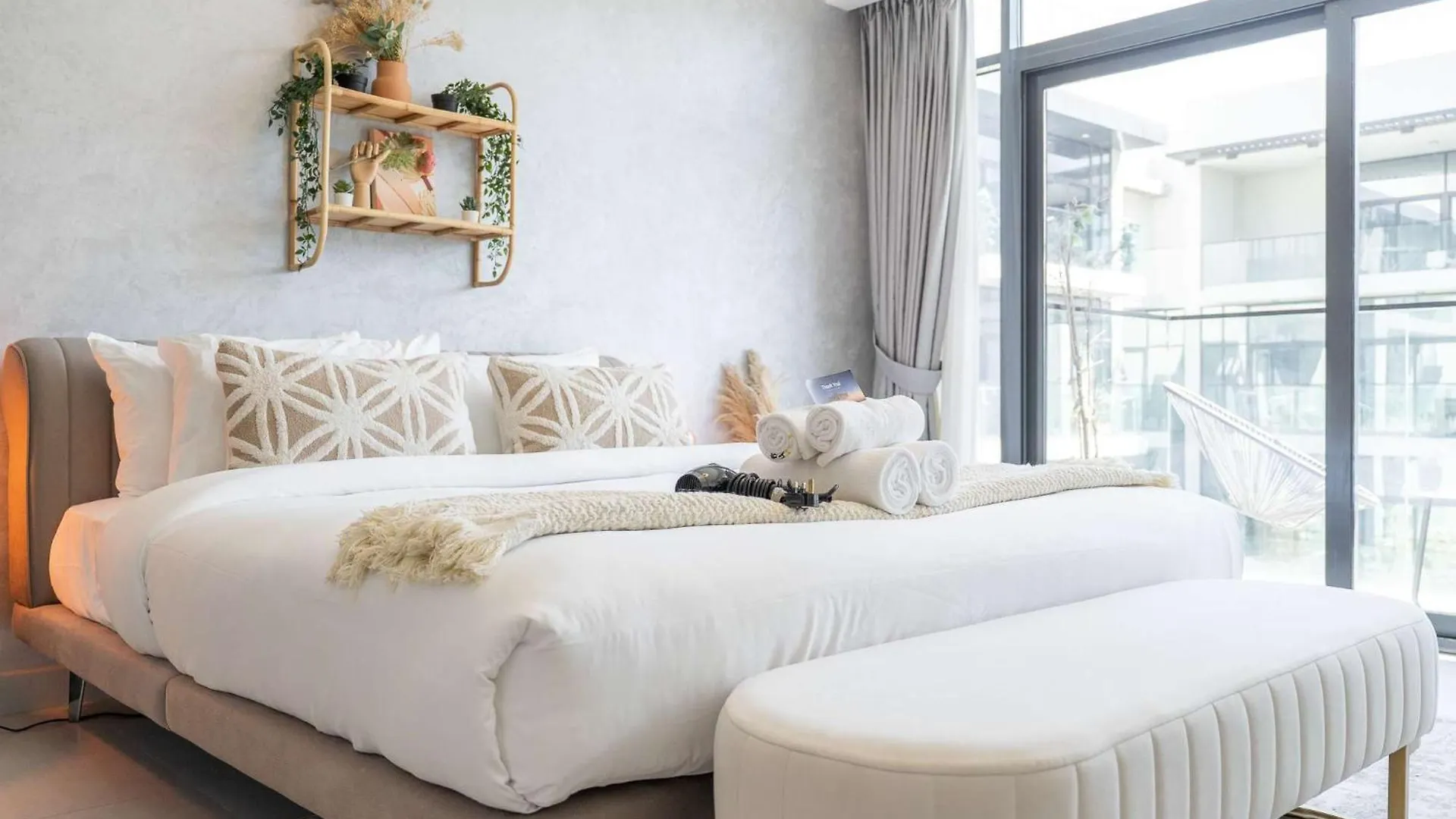 Modern Bali Vibes Studio With Pool And Palm Tree Views Jvc Dubai Apartment