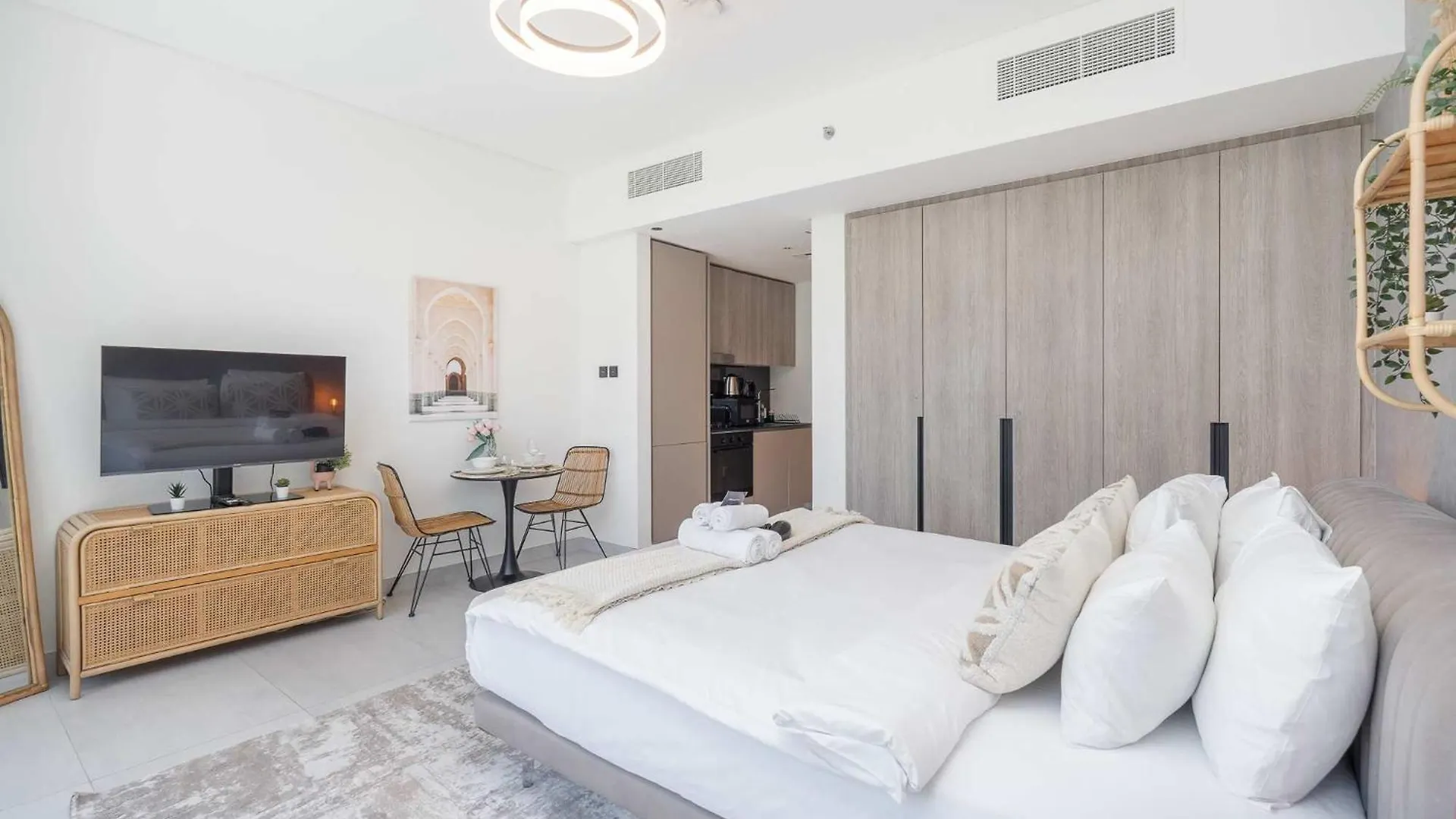 Modern Bali Vibes Studio With Pool And Palm Tree Views Jvc Dubai